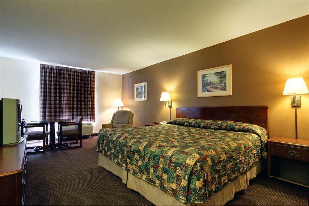 Americas Best Value Inn Marshall Bel Air Habitación foto
